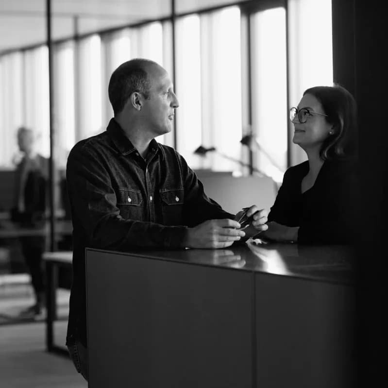 change2target consultants collaborating with client team on operational excellence implementation